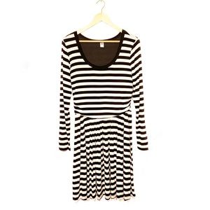 OLD NAVY ✨ NWOT Striped Jersey Dress